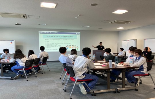「10年後の福島」をテーマにしたグループワークの様子